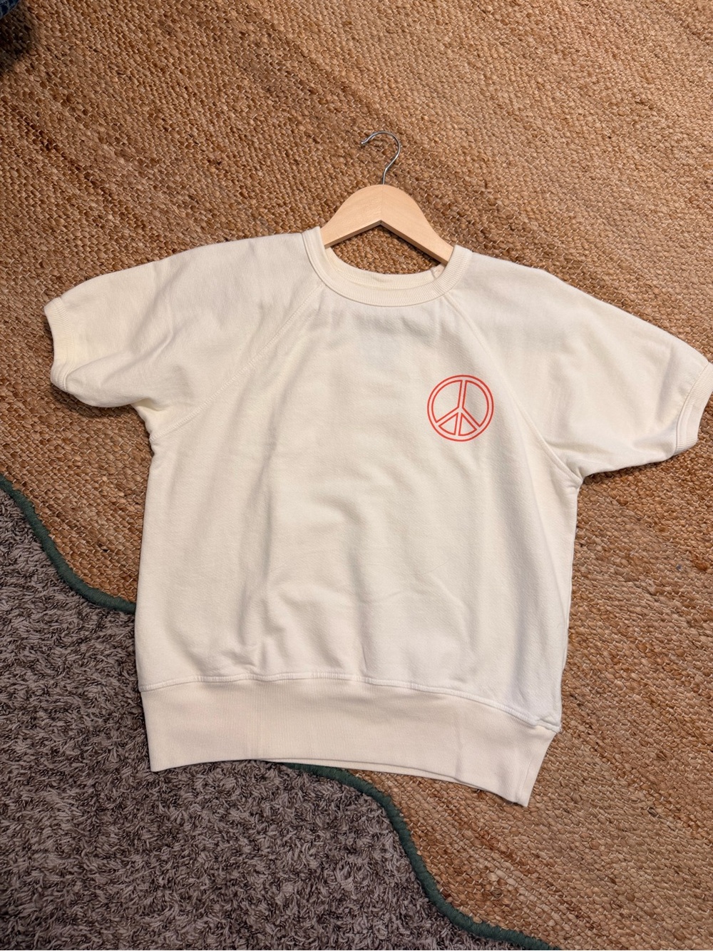 Cream Short-Sleeve Sweatshirt with Peach Peace Logo